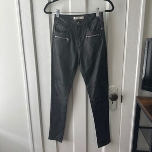 High Rise Stretchy Moto Skinny Jeans Small